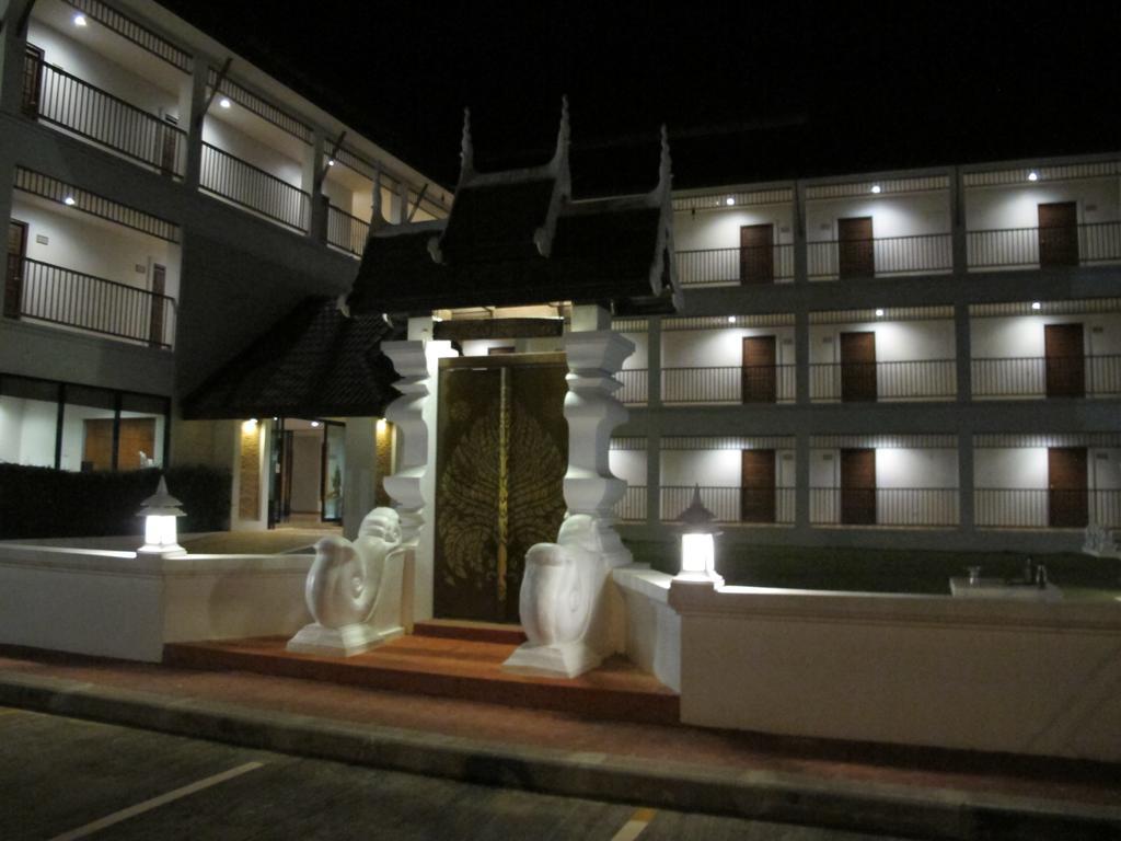 Sabai Hotel At Chiang Saen Exterior photo