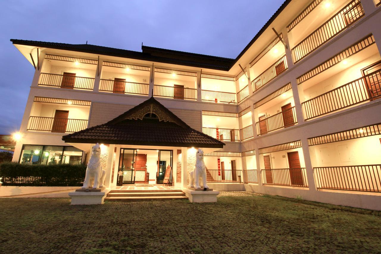 Sabai Hotel At Chiang Saen Exterior photo