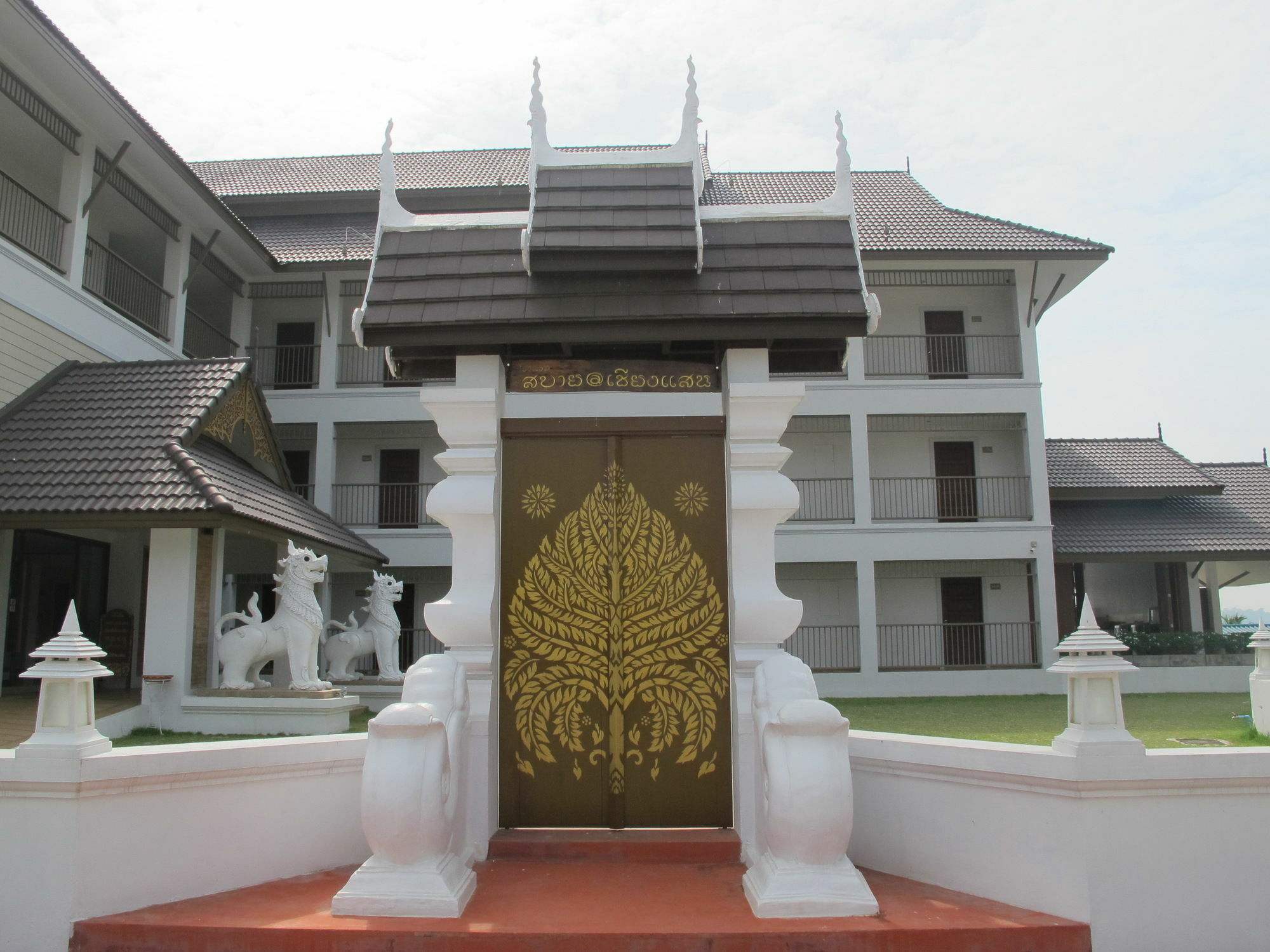 Sabai Hotel At Chiang Saen Exterior photo