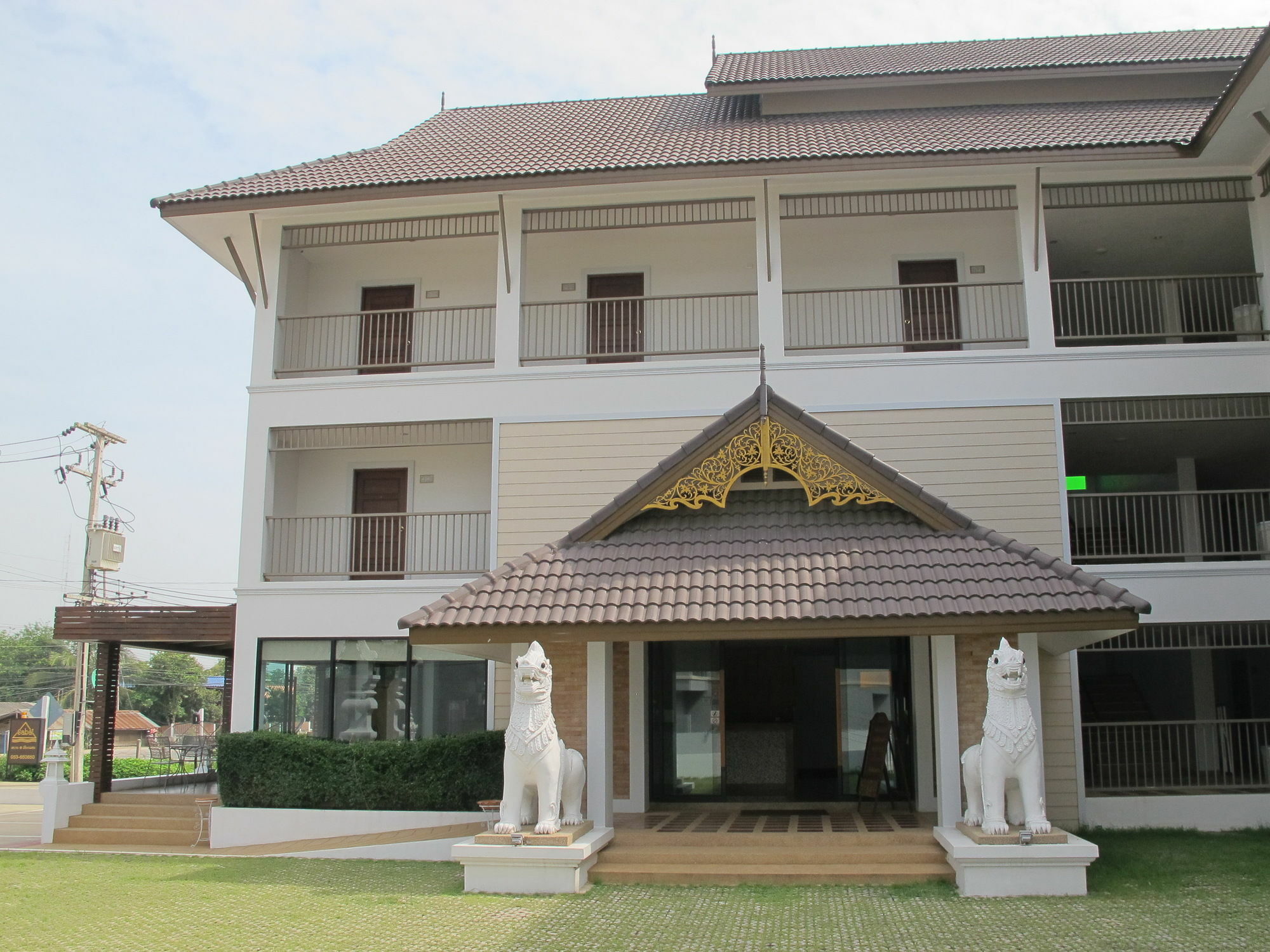 Sabai Hotel At Chiang Saen Exterior photo